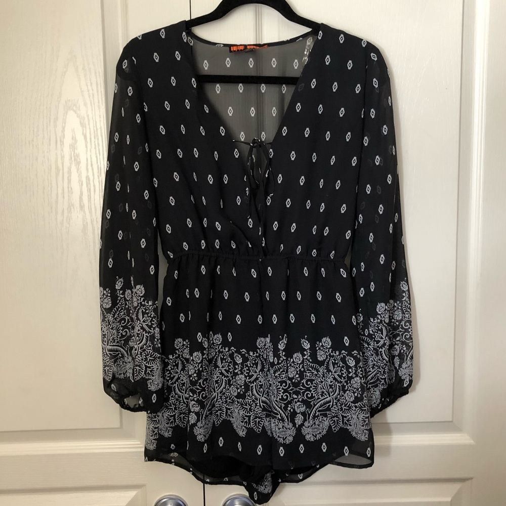 Love Tree bandana print romper